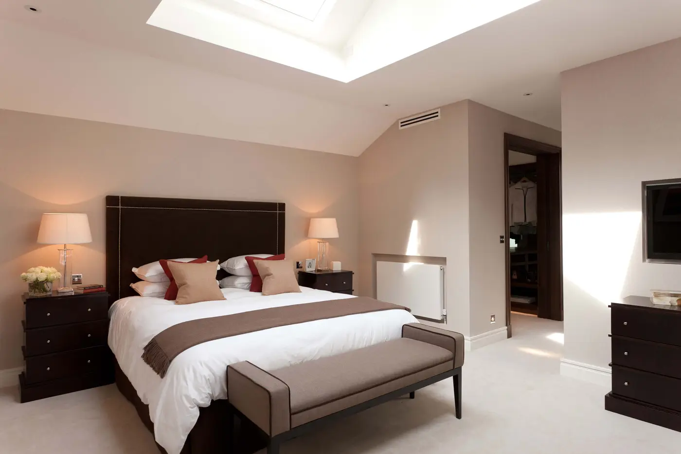 Elm Park Lane by Elmerston