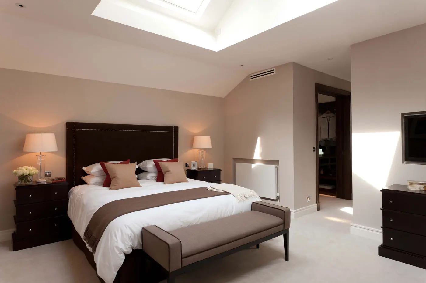 Elm Park Lane by Elmerston