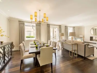 Knightsbridge Clabon Mews